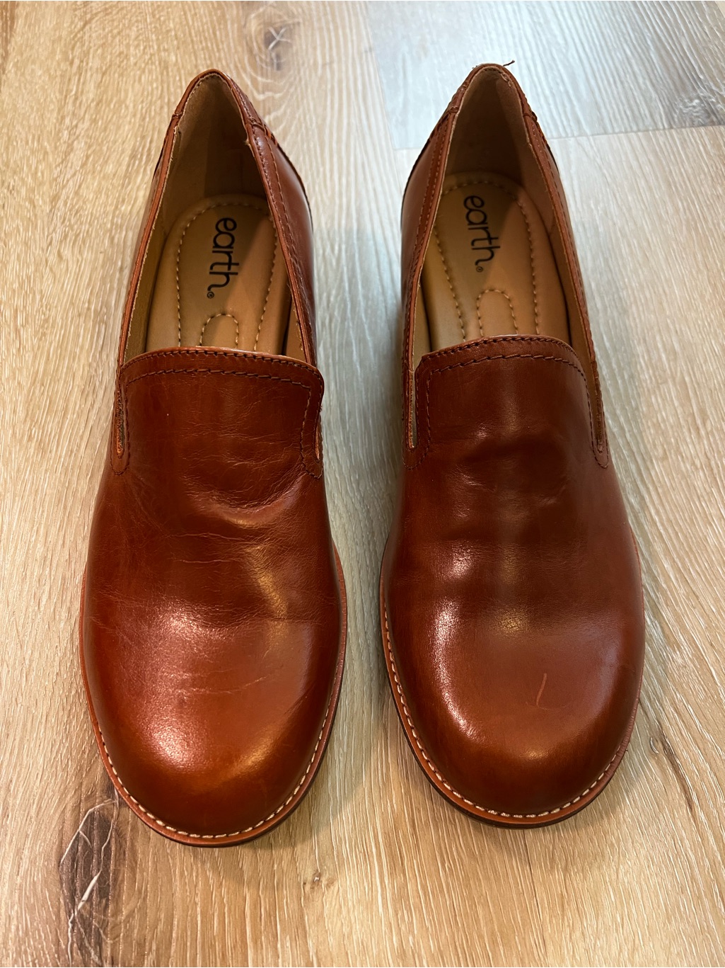 Earth - Leather Slip-On Loafers In Cognac - Women’s Size 10
